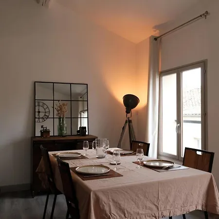 Duplex Proche Des Arenes 아파트 *