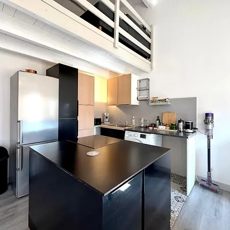 아파트 Duplex Proche Des Arenes